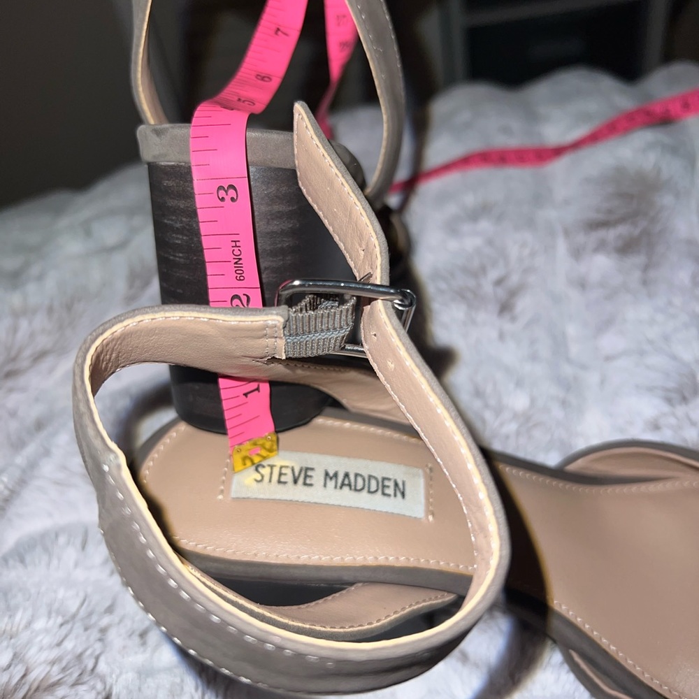 Open toe heels - Picture 5 of 6